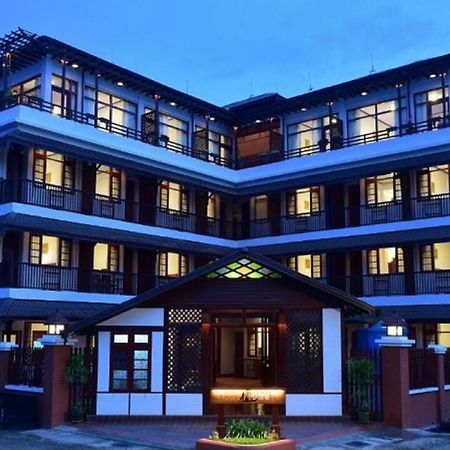 ניאונגשווה Hotel Maineli מראה חיצוני תמונה