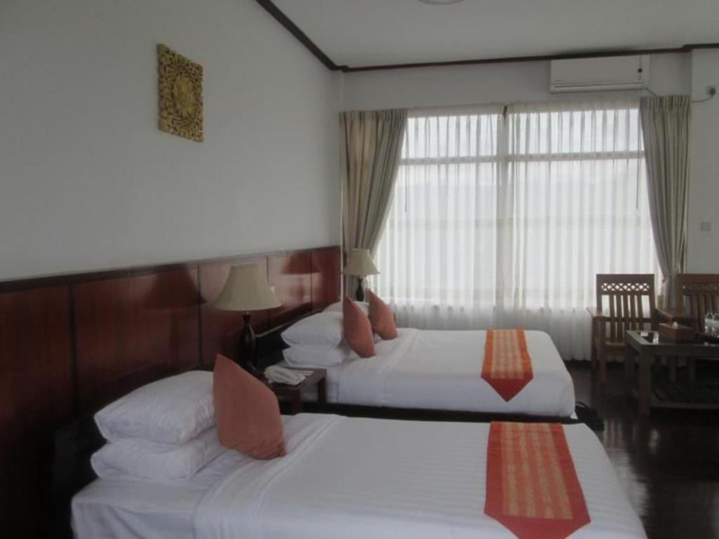 ניאונגשווה Hotel Maineli מראה חיצוני תמונה