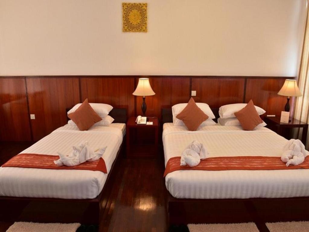 ניאונגשווה Hotel Maineli מראה חיצוני תמונה