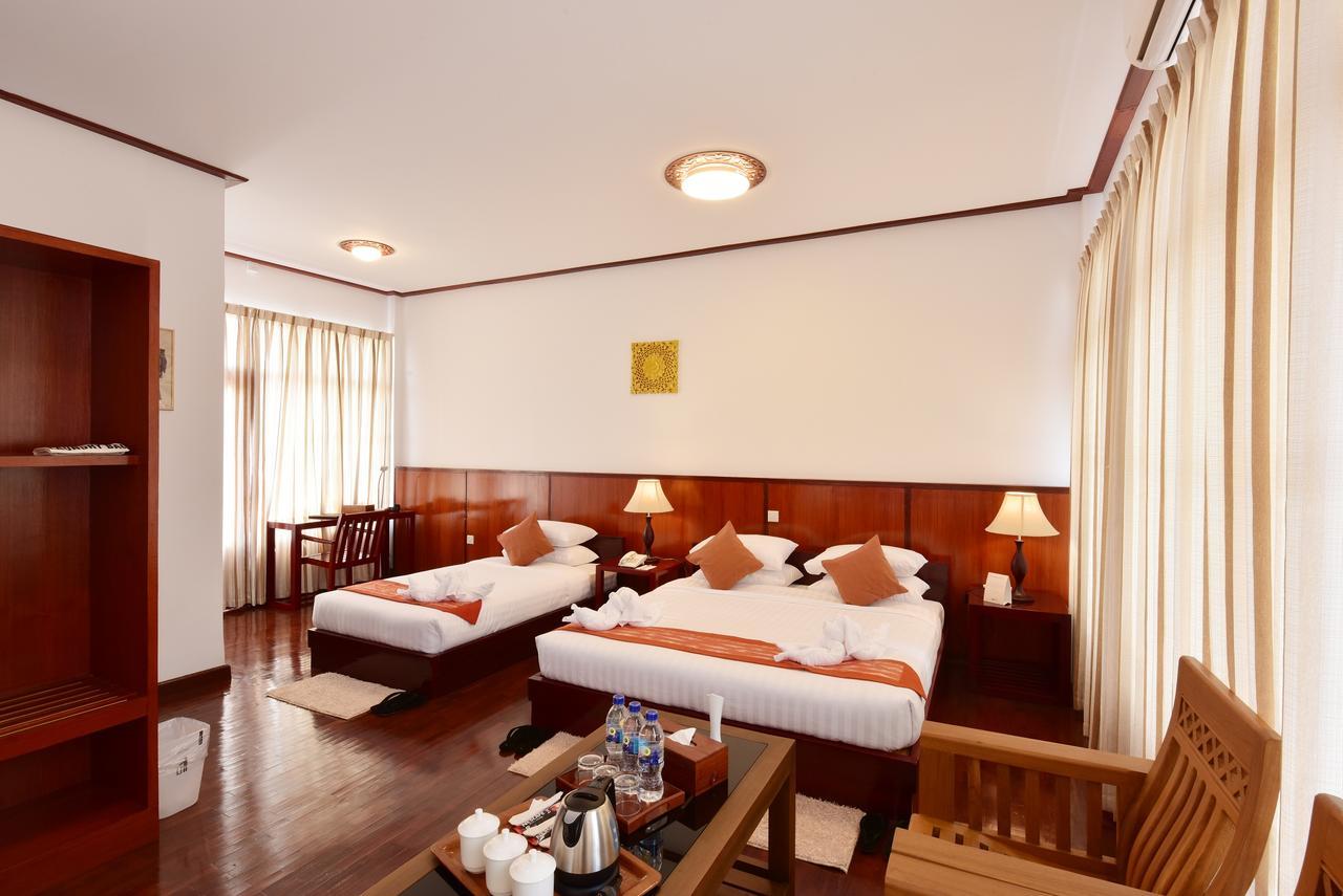 ניאונגשווה Hotel Maineli מראה חיצוני תמונה